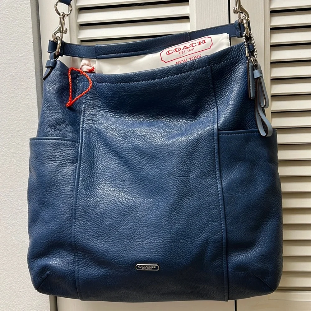 Coach Blue Leather Shoulder Crossbody Large Bag With Dust Bag Pre-Loved - Picture 1 of 12
